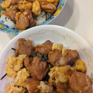 はちわれの作ってみた!投稿(子供が爆食いする!激うま♡︎焼き鳥たま丼)