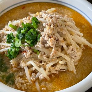 とーるじーじの作ってみた!投稿(簡単！もやしたっぷり【濃厚辛うま担々麺】)