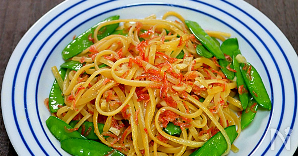 桜えびと絹さやのパスタ