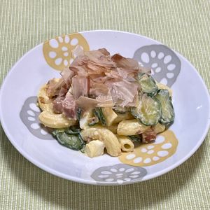 キャピタンの作ってみた!投稿(きゅうり入りでシャキシャキ美味しい!おかかのマカロニサラダ!)