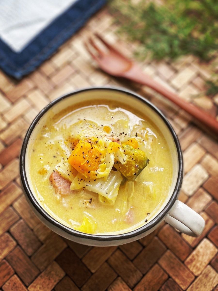《食べるスープ》かぼちゃと白菜のトロトロ豆乳スープ | レシピサイトNadia
