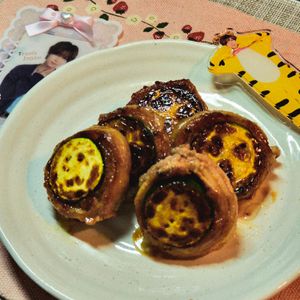 mimiの作ってみた!投稿(一気に巻くので手間なし♪豚巻きズッキーニの甘酢ねぎ照り焼き)