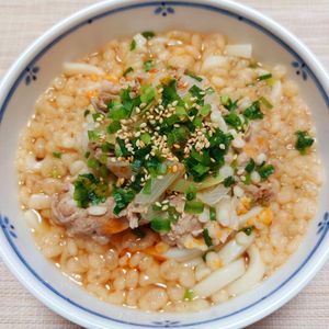 よっこの作ってみた!投稿(【豚肉とネギのピリ辛うどん】体ぽかぽか♪ピリ辛やみつき！)