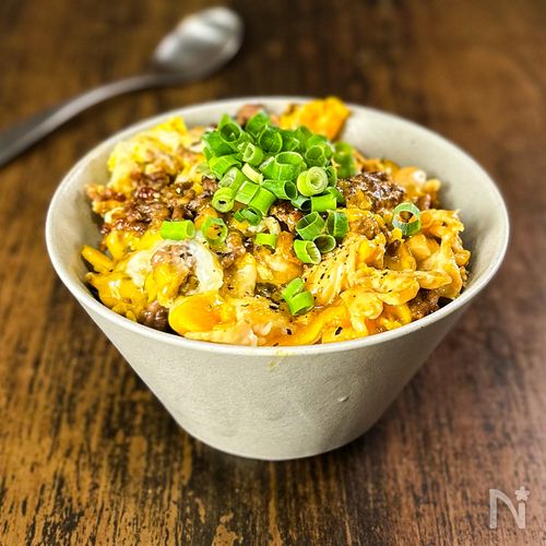 【てりたまチーズ丼】濃厚チーズが美味すぎる...