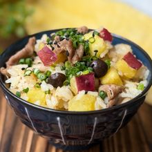 【豚こまとさつまいもの炊き込みご飯】うどんスープで味付け簡単