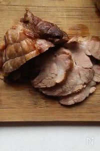 喉を労わるハーブで作る豚のロースト