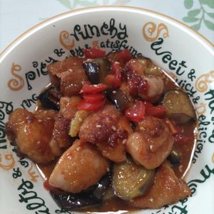 KUMIKOの作ってみた!投稿(【茄子と鶏肉のさっぱりトマト胡麻だれ】たっぷり夏野菜♬︎)