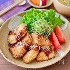 鶏むね肉の和風塩麹フライ・だしソースがけ