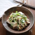 豚こまと豆苗の辛子マヨネーズ和え