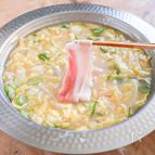 鍋の素は必要なし！豚肉と白菜のみそ鍋