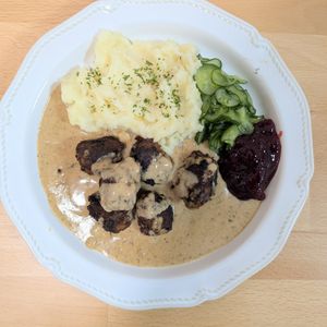 ゆいの作ってみた!投稿(【スウェーデン風ミートボール】本場の味をおうちでも♡)