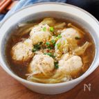 『ふんわり鶏団子と白菜のとろとろスープ』やさしい味わい♡