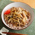 【だし汁不要】きのこたっぷり蒸し牛丼