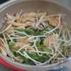 節約に！【胸肉ともやしの青椒肉絲風】の工程2