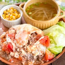 【トマトの旨味爆弾！飲めるンバーグ】こねない、丸めない！