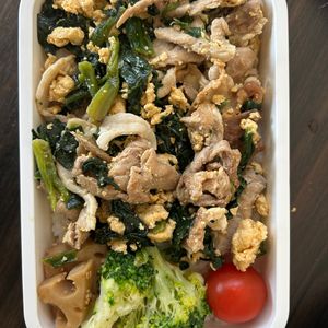 自炊くんの作ってみた!投稿(【調味料は2つだけ🧂簡単ふわたま豚肉炒め😋】)