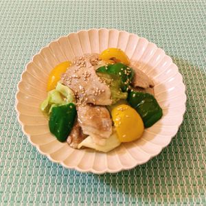 𝔂𝓾𝓶𝓲🍓の作ってみた!投稿(豚肉とピーマンとパプリカの回鍋肉風炒め)