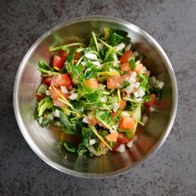 この夏食べたい！アレンジ力抜群のトマトサラダ