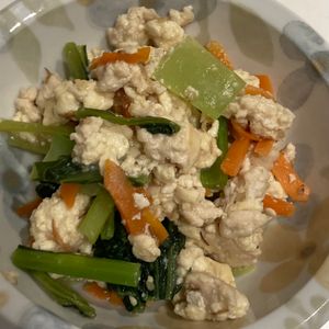 すみれの作ってみた!投稿(【小松菜そぼろ炒り豆腐】栄養満点◎ヘルシー和風おかず♪)