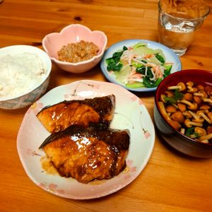 まろみの作ってみた!投稿(ふっくらテリテリ「ぶりの照り焼き」)