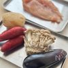 米粉で作る、鶏むね肉と野菜たっぷりの甘辛照り焼きの下準備