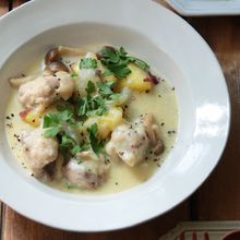 【パンに合うスープ】にんにく控えめシュクメルリ