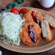 \豆腐入りでふわふわ/鶏メンチカツ