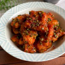 ご飯との相性抜群！お酒もすすむ「やわらか鶏チリ」