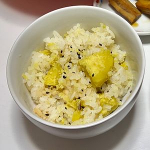 さのすけの作ってみた!投稿(【さつまいもご飯】手間なしでホクッ！)