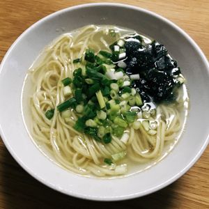 Nao★彡の作ってみた!投稿(わかめラーメン♪5分で作れる！速攻ごはん！)