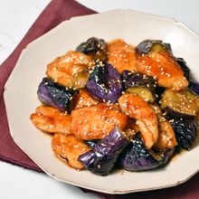 なすと鶏肉の甘辛柚子こしょう炒め