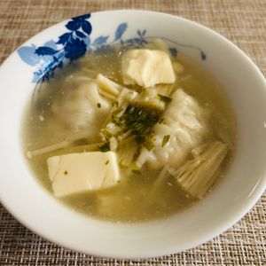 puricoの作ってみた!投稿(冷凍餃子で♡えのきと豆腐のヘルシースープ【かんたん10分】)