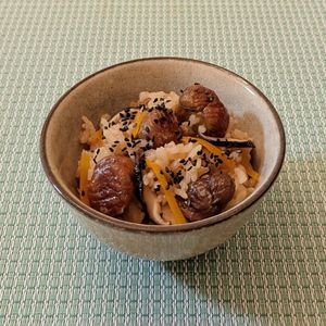 𝔂𝓾𝓶𝓲🍓の作ってみた!投稿(100均の甘栗で〖栗の炊き込みご飯〗ほっくり美味しい&簡単♪)