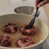 〖 背徳だけどさっぱり 〗塩こん豚マヨの工程2