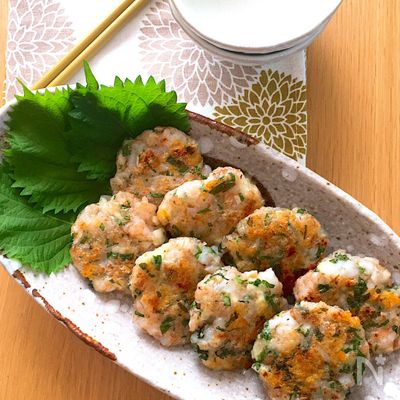 すりおろしレンコンとたたき海老のチーズ焼き