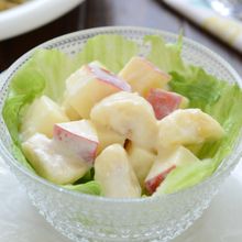 カレーに【フルーツヨーグルトサラダ】さっぱり＆まろやか！