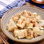 ピリッと美味しい♪『豆腐の肉みそ大葉炒め』