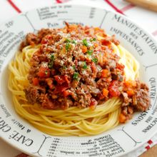 ＼炊飯器でできる／ミートソーススパゲティ