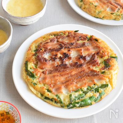 カリカリ豚バラとチーズがウマい！とろける山芋鉄板