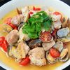 鶏もも肉とあさりとトマトの酒蒸し