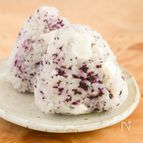 材料4つだけ！ゆかりチーズおにぎり