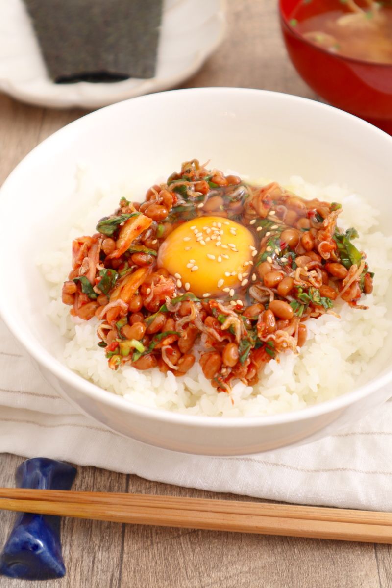 やみつき丼 キムチ納豆どんぶり 大葉とじゃこと卵入り レシピサイト Nadia ナディア プロの料理家のおいしいレシピ
