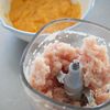 子どもおかわり！ごまチキンナゲットの工程1