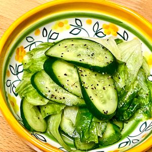 michuの作ってみた!投稿(レタス1玉！＊レタスときゅうりのマリネサラダ＊)