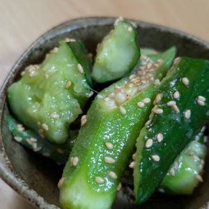 まゆのの作ってみた!投稿(きゅうりとオクラ《やみつき♡旨塩中華サラダ》)