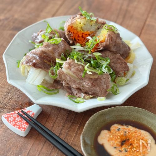 牛肉の白菜包み蒸し【ゴマだれポン酢で】