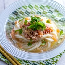 包丁要らず!さっぱり旨い〜!梅塩ツナそうめん