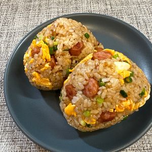 楽ラク手抜キッチン🐶🐾の作ってみた!投稿(ウインナーの醤油マヨおかかおにぎり)