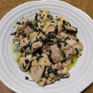 ももの作ってみた!投稿(パセリがやみつき！ガリバタパセリチキン)