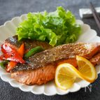 『夏でもさっぱり♡鮭の柚子ポン浸し』焼いて浸すだけ♪
